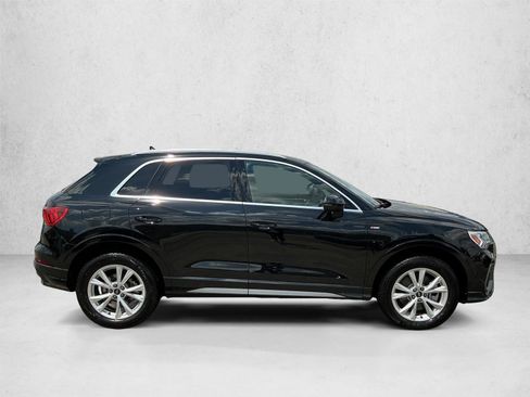 Used 2025 Audi Q3 2.0T Premium w/ Convenience Package AWD/4WD image 4
