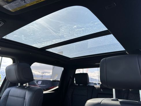 Used 2025 Toyota Tundra Limited image 30