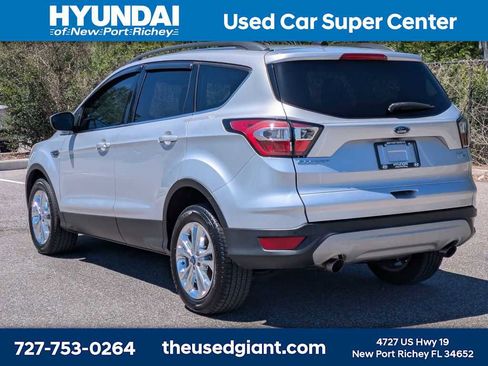 Used 2018 Ford Escape SEL AWD/4WD image 3