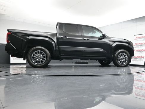 Used 2024 Toyota Tacoma Limited w/ Limited Package (LT) image 38