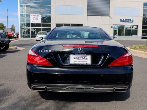 Used 2013 Mercedes-Benz SL 550 image 32