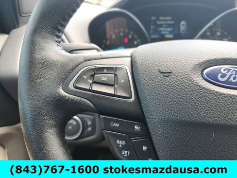 Used 2018 Ford Escape Titanium w/ Ford Safe & Smart Package image 34