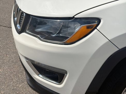 Used 2020 Jeep Compass Limited FWD image 12
