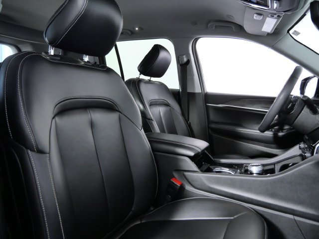 Used 2023 Jeep Grand Cherokee Limited AWD/4WD image 8