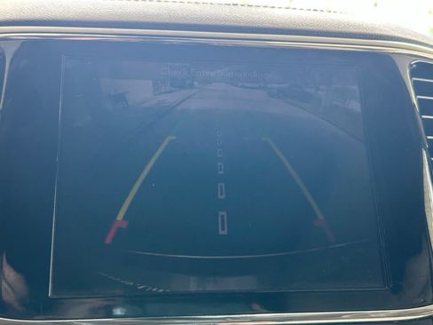 Used 2019 Jeep Grand Cherokee Overland RWD image 10