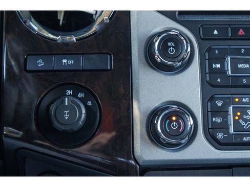 Used 2016 Ford F350 Platinum w/ FX4 Off-Road Package AWD/4WD image 27
