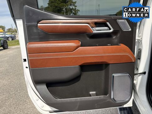 Used 2022 GMC Sierra 1500 Denali Ultimate image 16