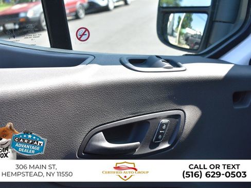 Used 2025 Ford Transit 250 Low Roof RWD image 11