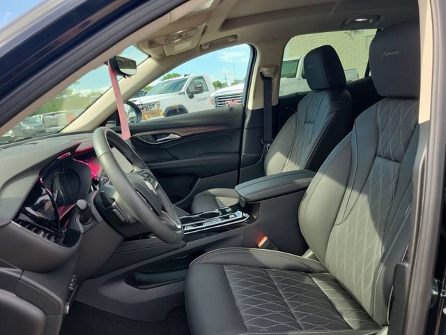 Used 2023 Buick Envision Avenir AWD/4WD image 10