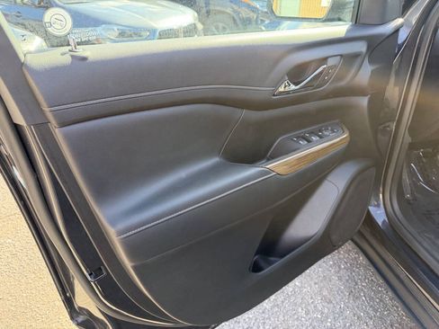 Used 2020 GMC Acadia SLE FWD image 3