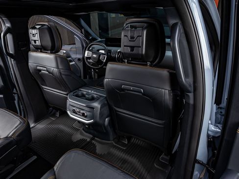 Used 2026 Ford Expedition Tremor AWD/4WD image 30