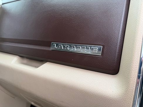 Used 2017 RAM 1500 Laramie w/ Convenience Group AWD/4WD image 37