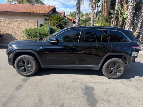 Used 2022 Jeep Grand Cherokee Limited 4xe AWD/4WD image 8