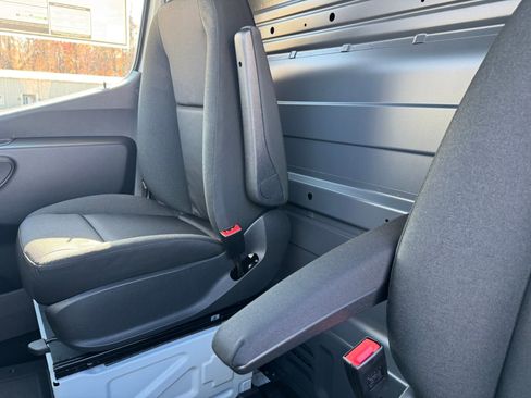 New 2026 Mercedes-Benz Sprinter 2500 image 7
