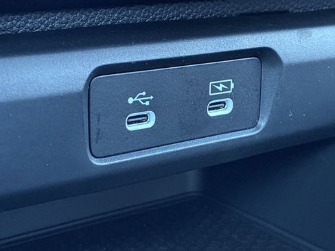 Certified 2025 Honda Accord LX image 32