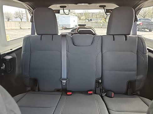 Used 2024 Jeep Wrangler Sport image 5