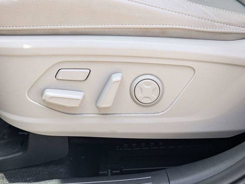 Used 2023 Kia Sorento SX Prestige w/ Panoramic Sunroof Package AWD/4WD image 20