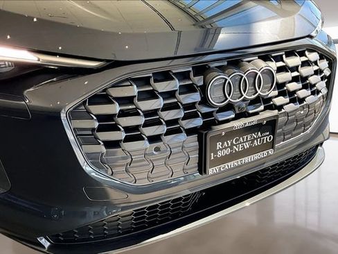 Used 2025 Audi Q5 Premium w/ Convenience Package AWD/4WD image 33