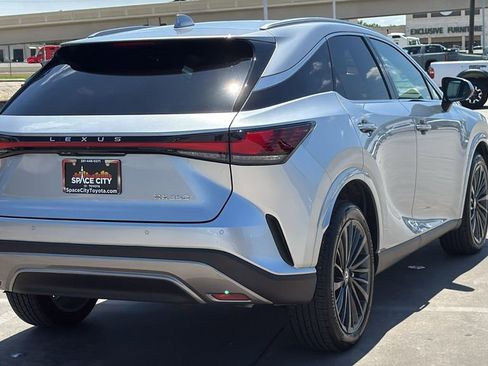 Used 2024 Lexus RX 350 Premium w/ Accessory Package (Z1) FWD image 5