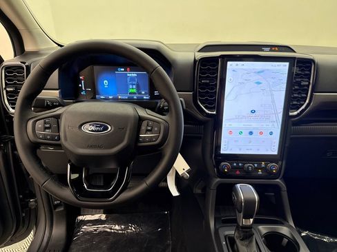 New 2025 Ford Ranger XLT w/ Equipment Group 301A High image 22