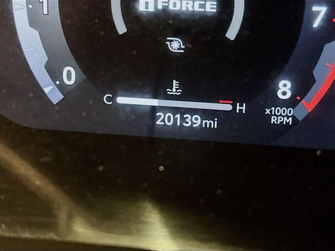 Used 2025 Toyota Tacoma TRD Off-Road image 19