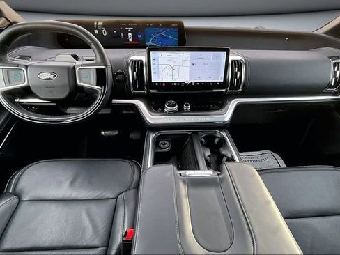 Used 2025 Ford Expedition Max Platinum w/ Stealth Performance Package image 7