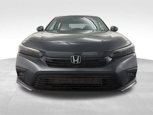 Certified 2023 Honda Civic Touring image 3