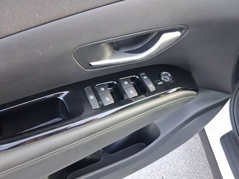 Used 2024 Hyundai Tucson Limited FWD image 17