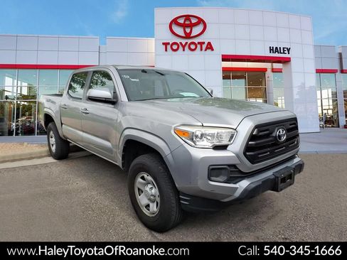 Used 2017 Toyota Tacoma SR w/ Tow Package AWD/4WD image 1