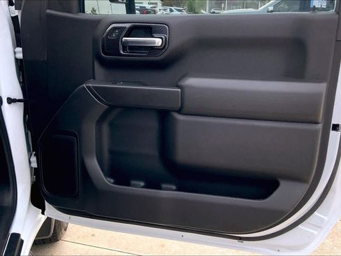 Certified 2024 GMC Sierra 1500 Pro w/ Pro Value Package image 34