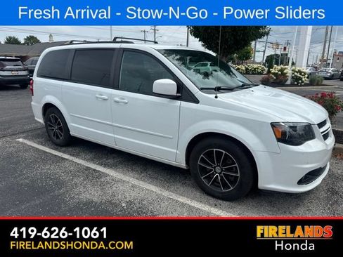 Used 2017 Dodge Grand Caravan GT FWD image 9