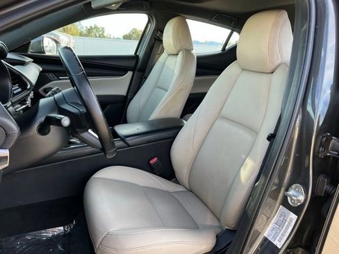 Used 2022 MAZDA MAZDA3 s image 13