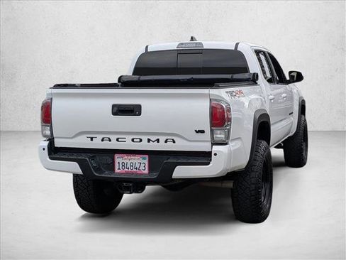 Used 2023 Toyota Tacoma TRD Off-Road w/ Technology Package AWD/4WD image 5