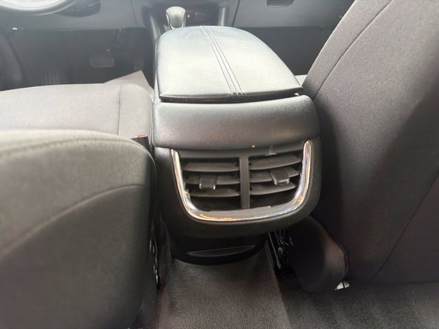Used 2024 Chevrolet Malibu LT FWD image 17