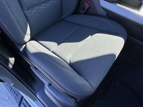 New 2026 RAM 1500 4x4 Crew Cab image 17