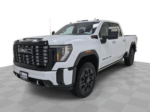 New 2026 GMC Sierra 2500 Denali Ultimate w/ LPO, Black Badging Package image 1