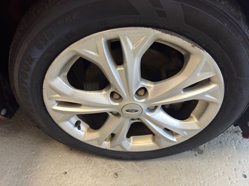 Used 2012 Ford Fusion SE image 35