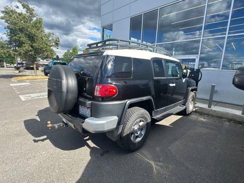Used 2010 Toyota FJ Cruiser 4WD image 5