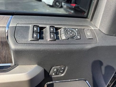 Used 2021 Ford F250 Lariat AWD/4WD image 19