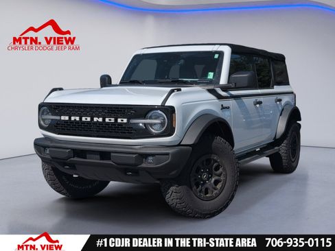 Used 2022 Ford Bronco Wildtrak AWD/4WD image 1