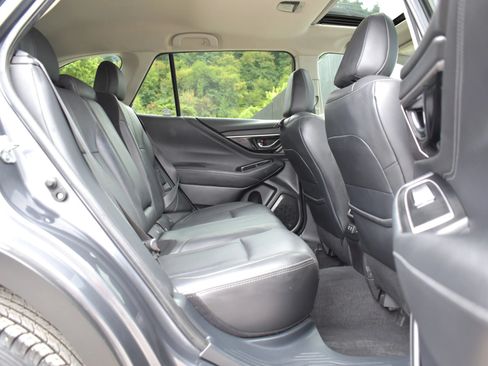 Used 2021 Subaru Outback Limited XT w/ Popular Package #2 AWD/4WD image 29