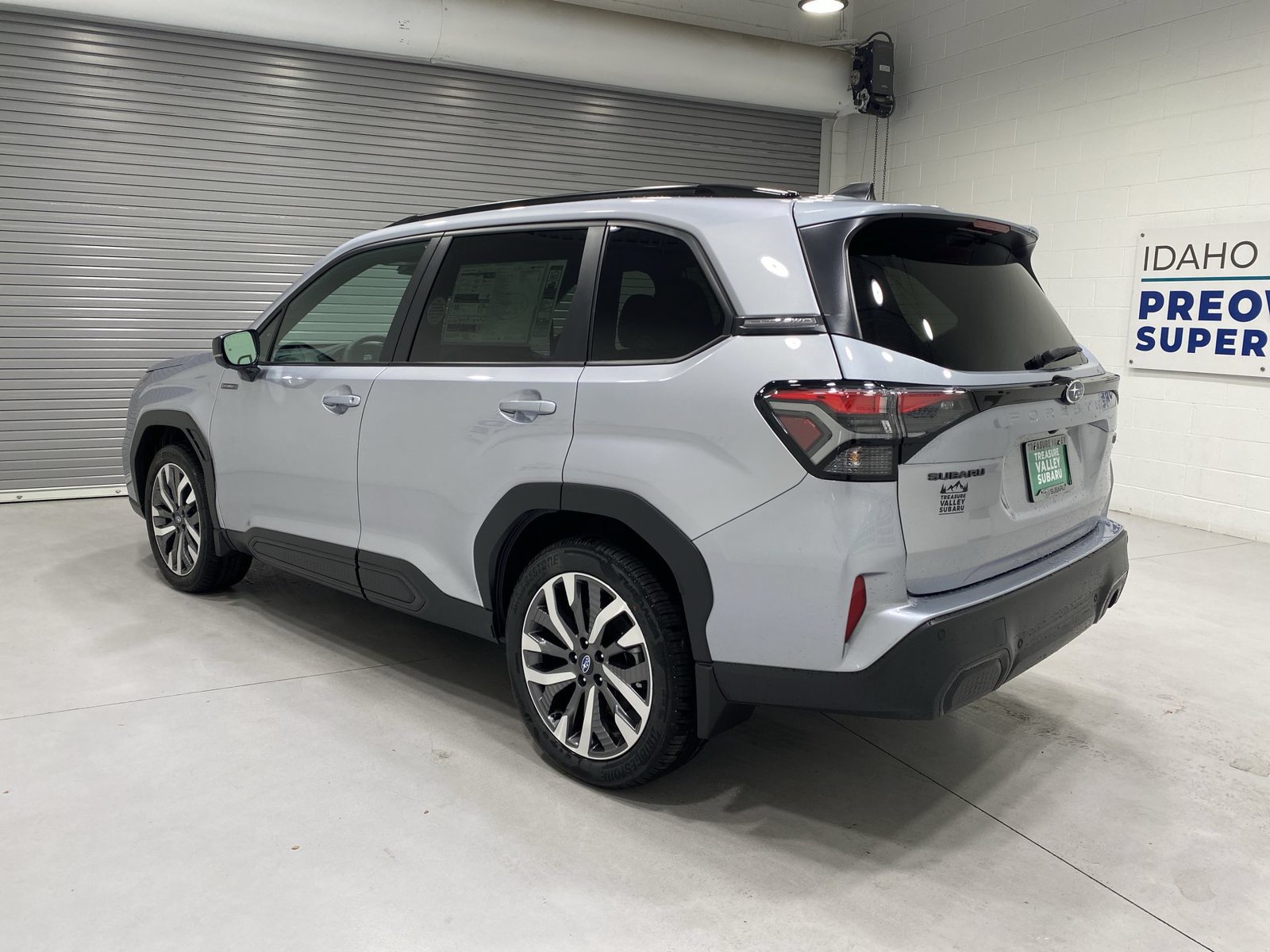 New 2026 Subaru Forester Touring AWD/4WD image 6