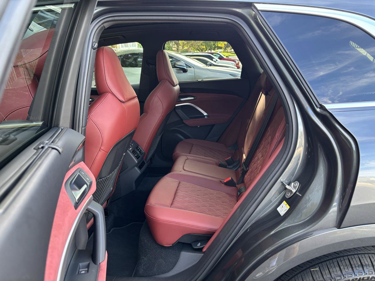 Used 2025 Audi SQ5 Premium Plus AWD/4WD image 7