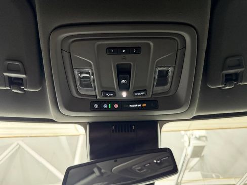 Used 2025 GMC Sierra 2500 Denali AWD/4WD image 33