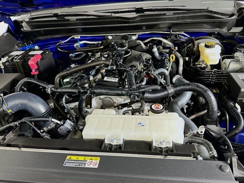Used 2025 Toyota Tacoma SR5 AWD/4WD image 28