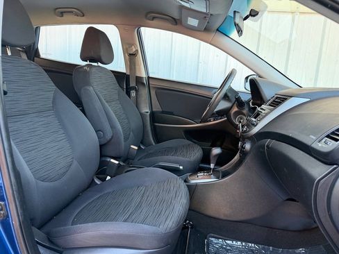 Used 2015 Hyundai Accent GS FWD image 14