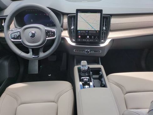 New 2026 Volvo XC90 B6 Plus w/ Protection Package Premier AWD/4WD image 13