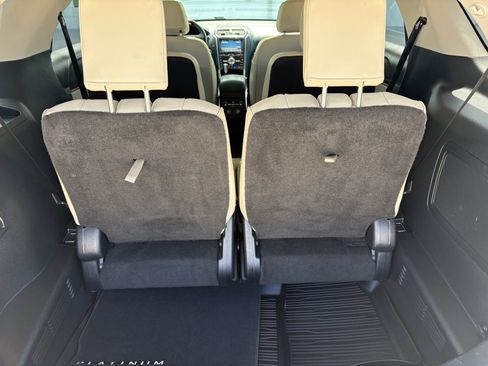 Used 2017 Ford Explorer Platinum AWD/4WD image 34