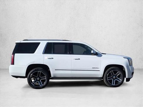 Used 2019 GMC Yukon Denali image 4