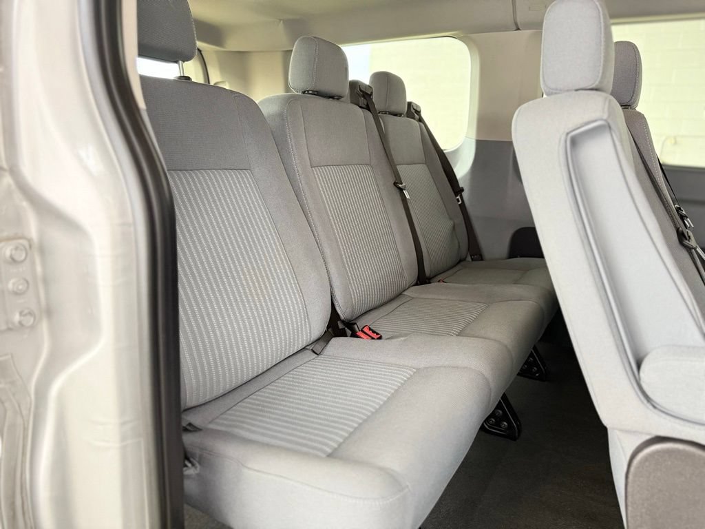 Used 2015 Ford Transit 150 XLT RWD image 22